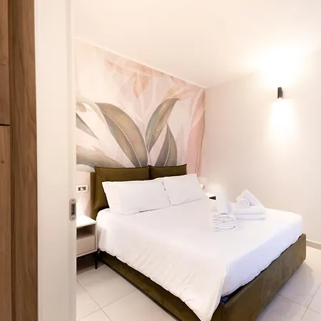 Manu Luxury